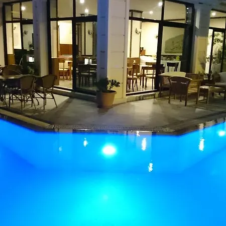 Lord Hotel Cesme