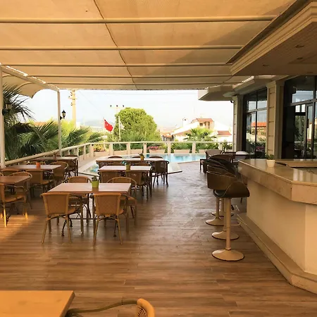Hotel Lord Cesme