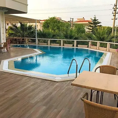 Lord Hotel Cesme